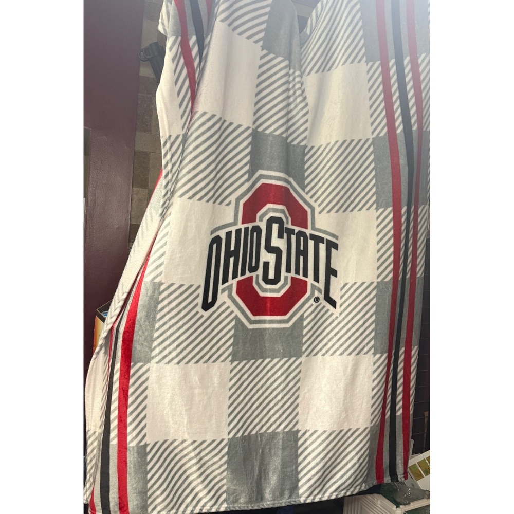 Ohio State Buckeyes Plush Throw Blanket Buffalo Plaid Grey Red 60x49 NCAA Sports